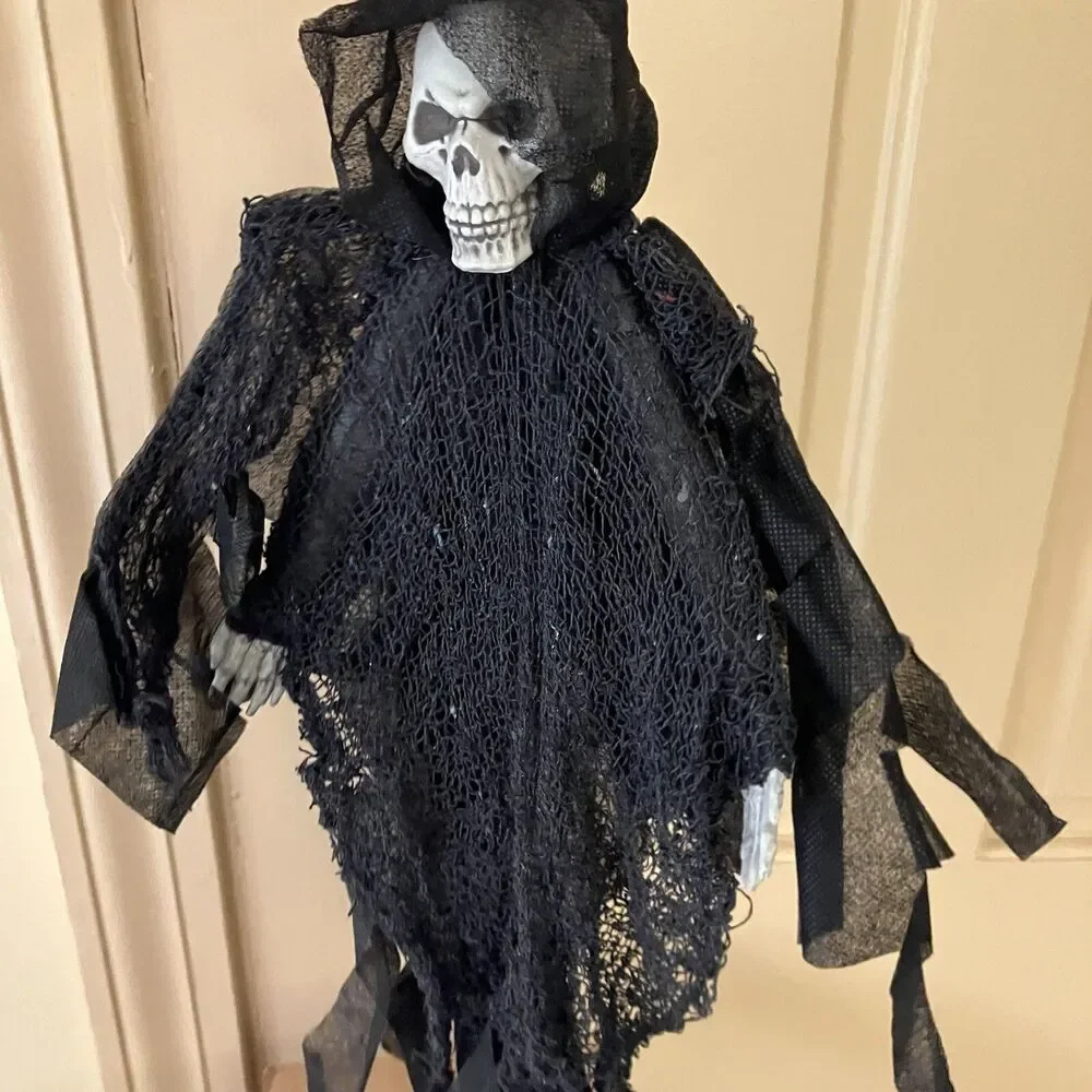 Lot Of 3 Hanging Halloween Decorations 1 Spooky Ghost And 2 Scary Skeletons